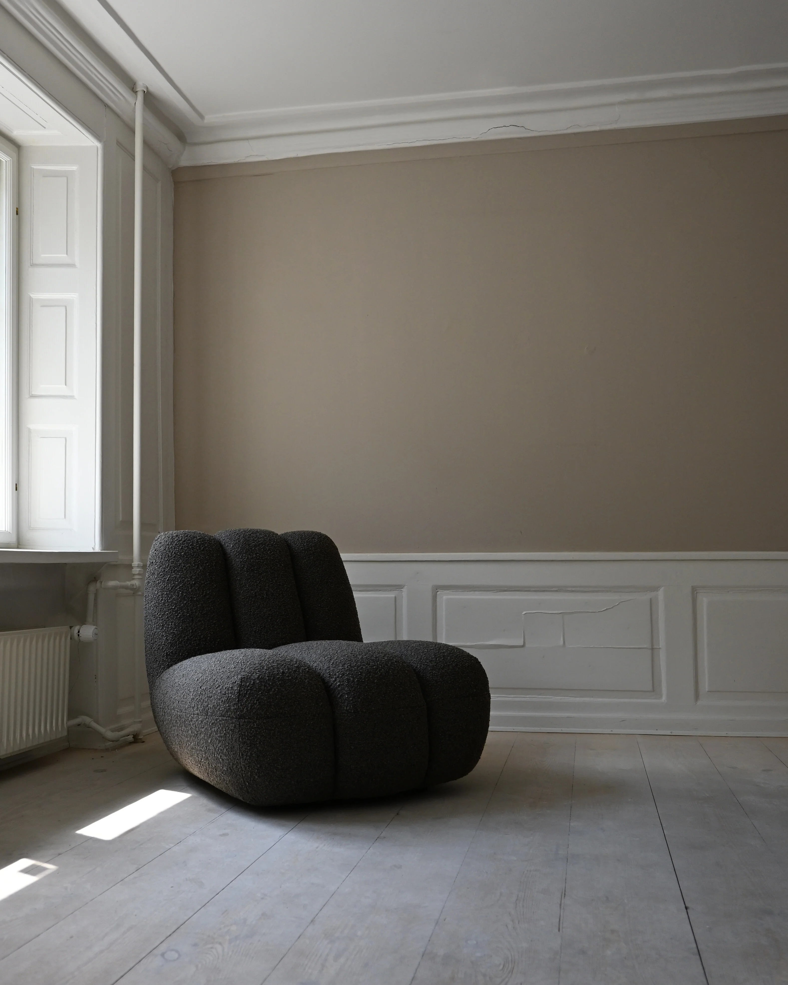 Toe Chair - Deep Taupe (A2635) - Image 3